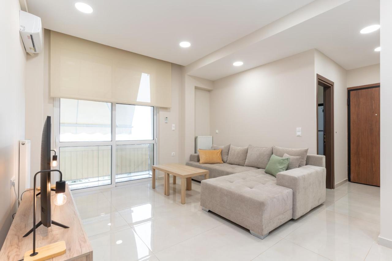 Cosy 2Br Apartment Next To Bars & Restaurants Афины Экстерьер фото