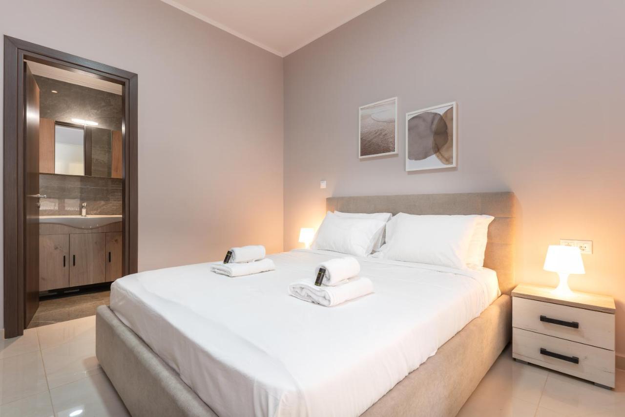 Cosy 2Br Apartment Next To Bars & Restaurants Афины Экстерьер фото