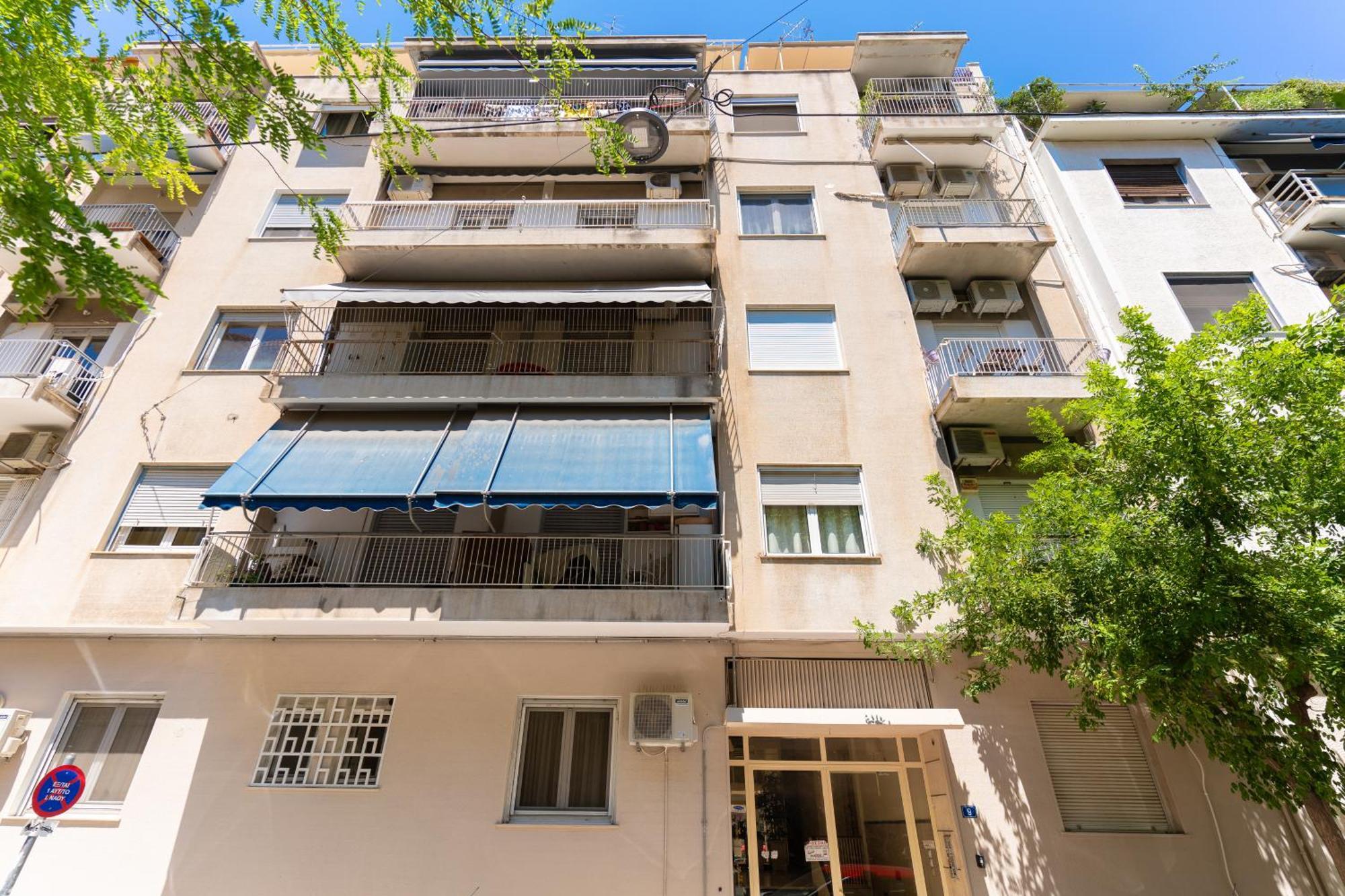Cosy 2Br Apartment Next To Bars & Restaurants Афины Экстерьер фото